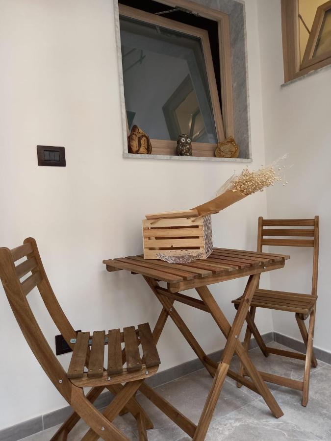 Maga Miro - Guest House Salerno Exterior foto