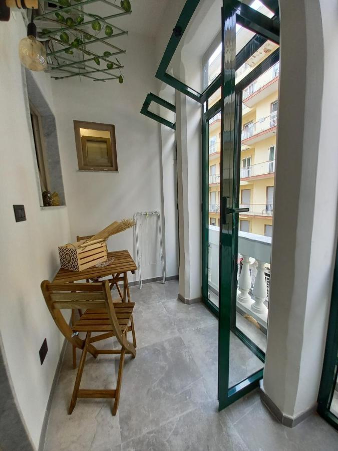 Maga Miro - Guest House Salerno Exterior foto